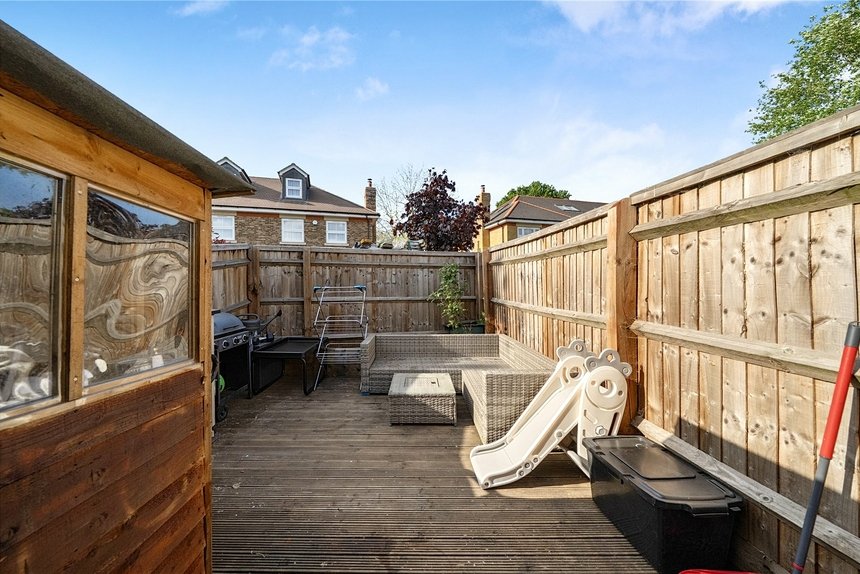 for sale woodcock way london 69926 - Gibbs Gillespie