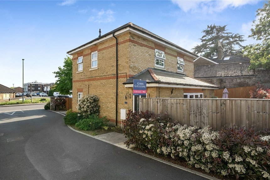 for sale woodcock way london 69926 - Gibbs Gillespie