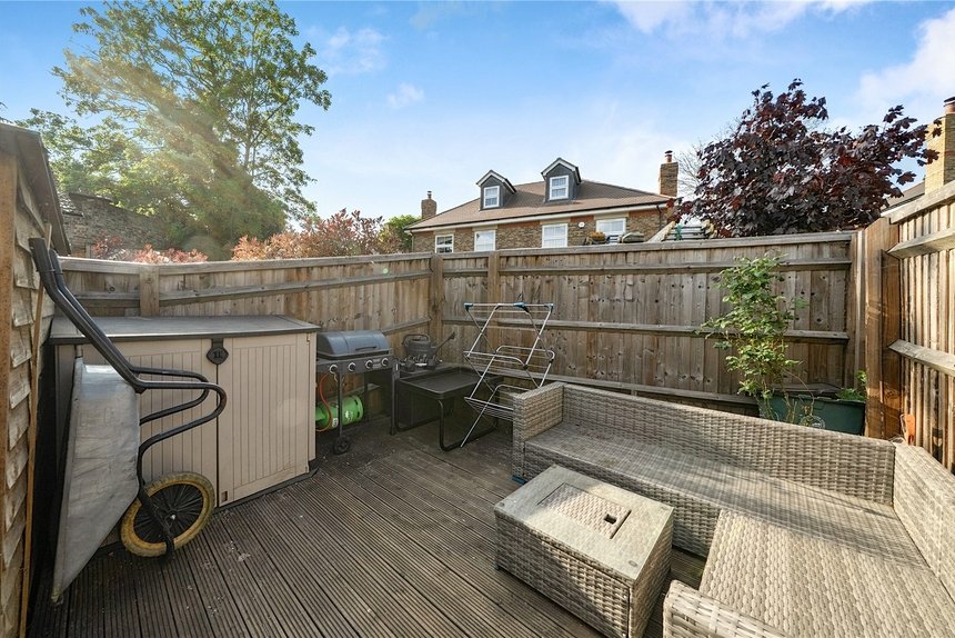 for sale woodcock way london 69926 - Gibbs Gillespie