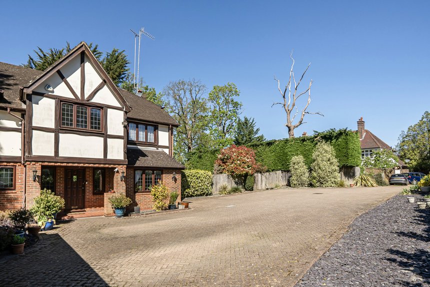 sold parkside road london 70121 - Gibbs Gillespie