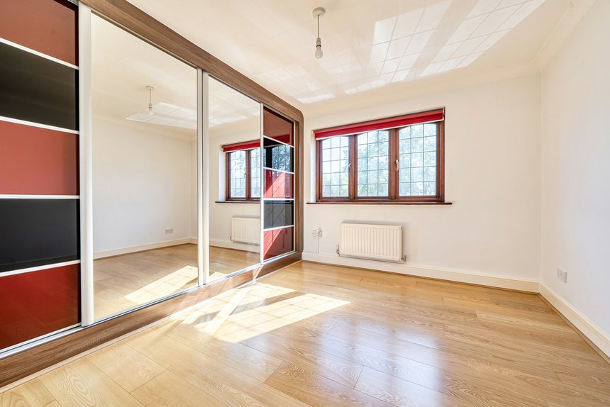 sold parkside road london 70121 - Gibbs Gillespie