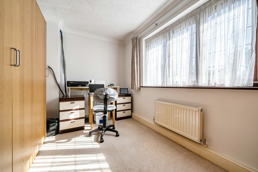 sold parkside road london 70121 - Gibbs Gillespie
