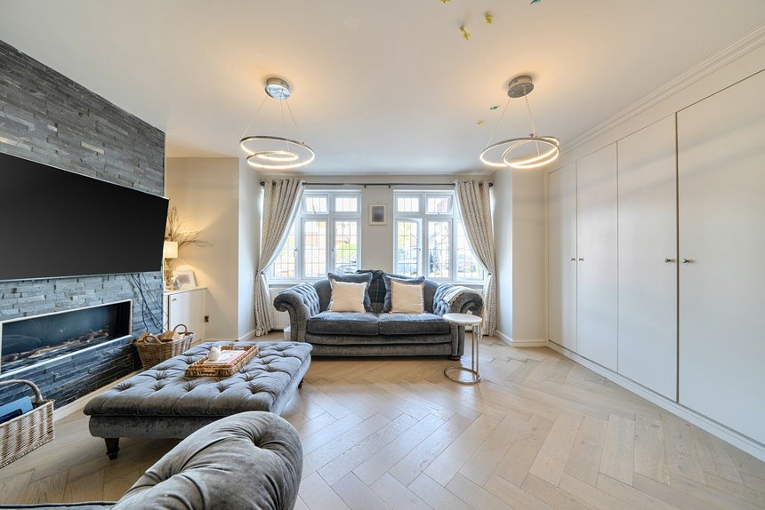 for sale mount pleasant london 70125 - Gibbs Gillespie