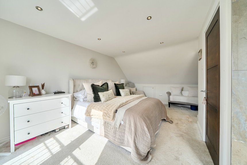 for sale mount pleasant london 70125 - Gibbs Gillespie