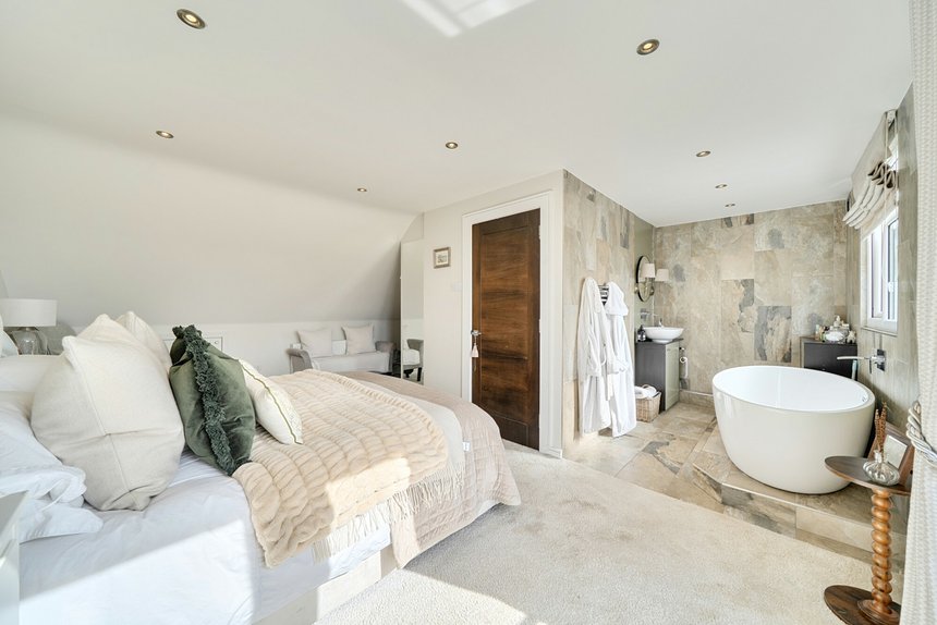 for sale mount pleasant london 70125 - Gibbs Gillespie