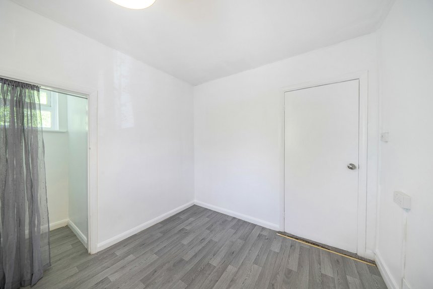 for sale fulham close london 70309 - Gibbs Gillespie