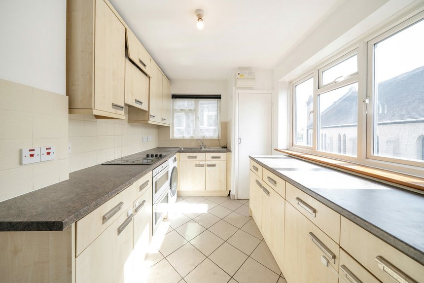 for sale fulham close london 70309 - Gibbs Gillespie