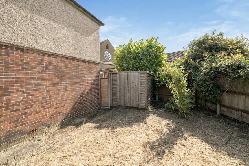 for sale fulham close london 70309 - Gibbs Gillespie