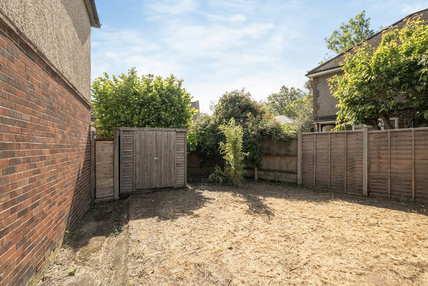 for sale fulham close london 70309 - Gibbs Gillespie
