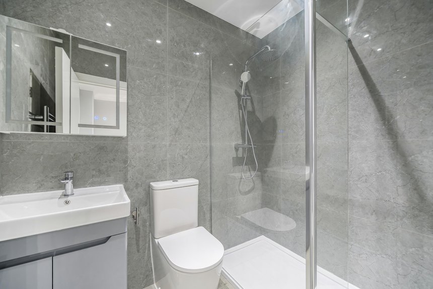 under offer the ridgeway london 70366 - Gibbs Gillespie