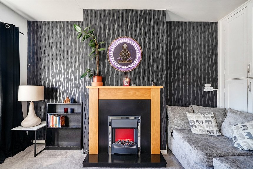 under offer sutton court road london 70641 - Gibbs Gillespie
