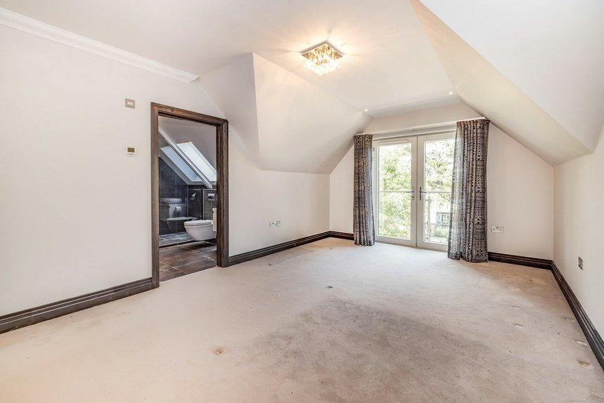 to let eastbury avenue london 70680 - Gibbs Gillespie