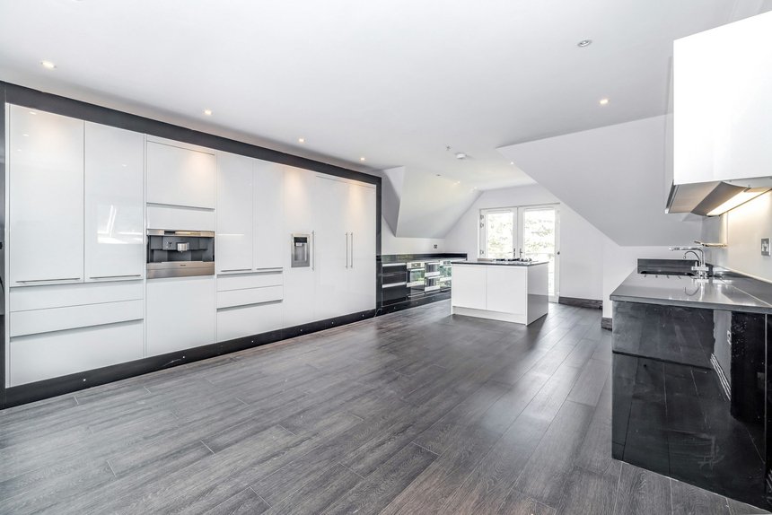 to let eastbury avenue london 70680 - Gibbs Gillespie
