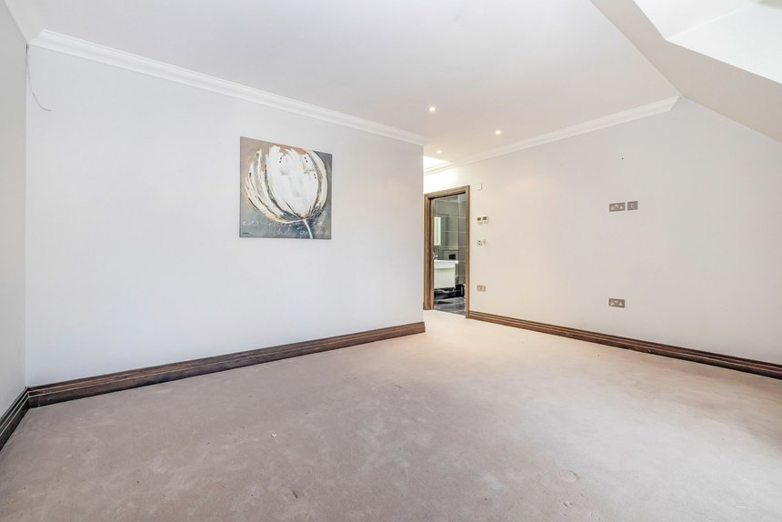 to let eastbury avenue london 70680 - Gibbs Gillespie