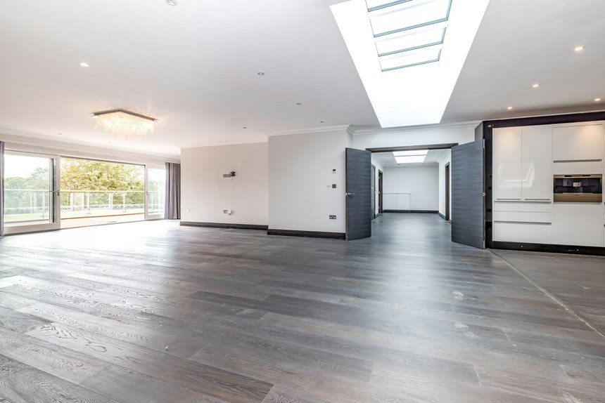 to let eastbury avenue london 70680 - Gibbs Gillespie
