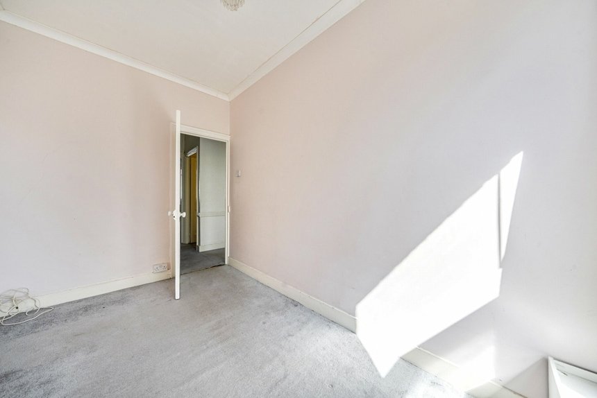 let vaughan road london 70708 - Gibbs Gillespie