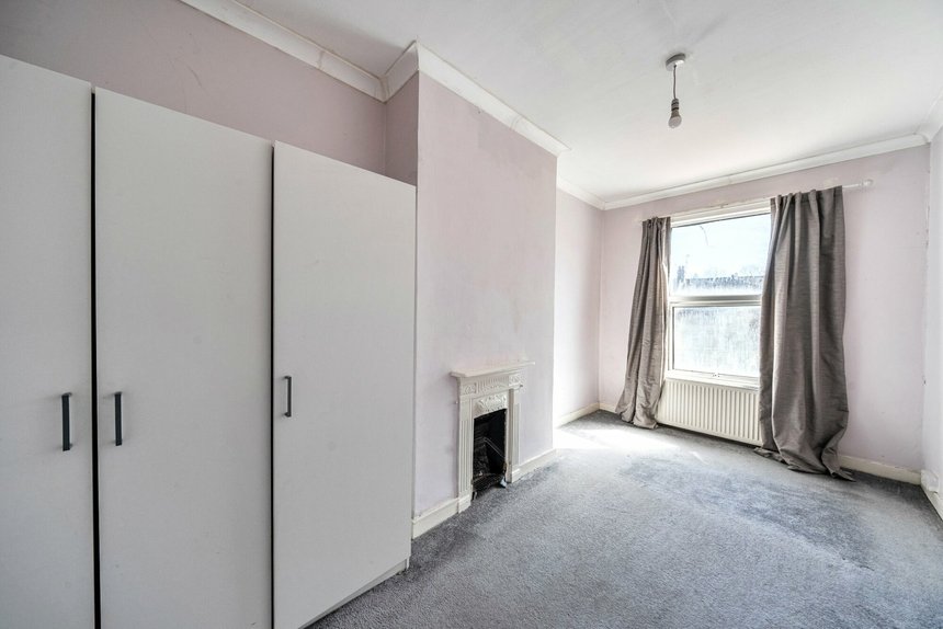let vaughan road london 70708 - Gibbs Gillespie