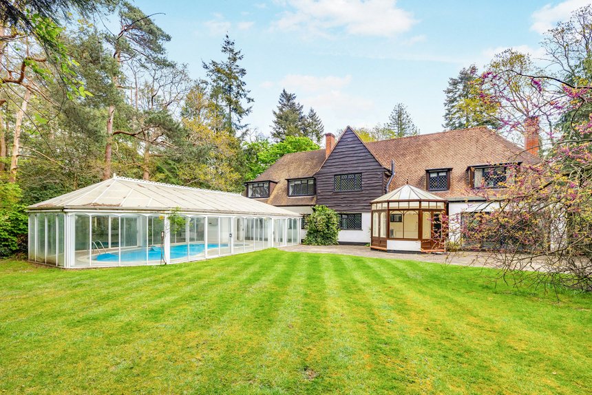 let agreed woodside walk london 70763 - Gibbs Gillespie