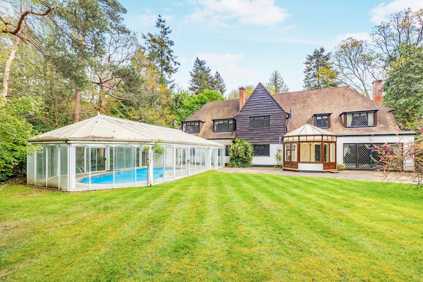let agreed woodside walk london 70763 - Gibbs Gillespie