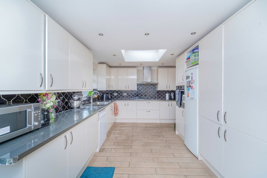to let woodlands avenue london 70883 - Gibbs Gillespie