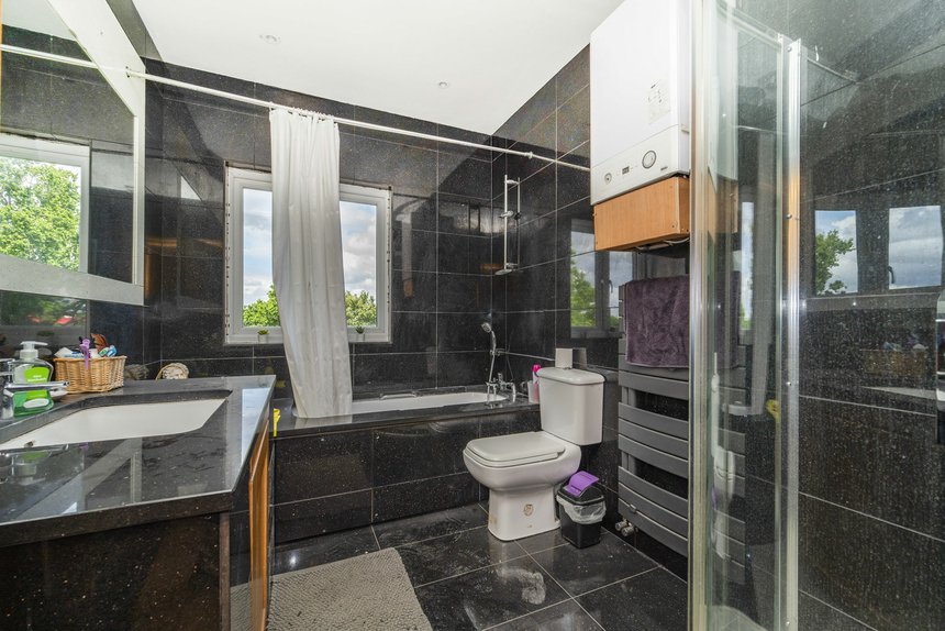 to let brunswick road london 71240 - Gibbs Gillespie