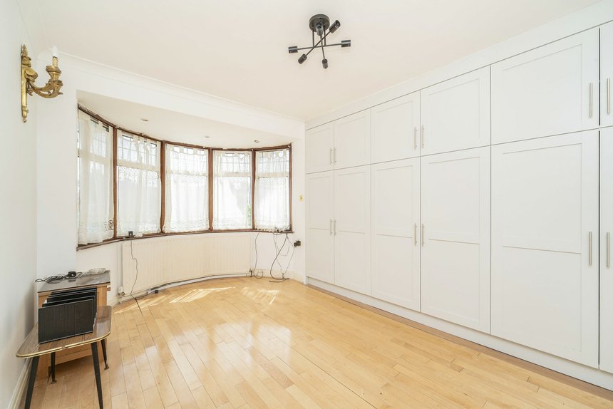 to let brunswick road london 71240 - Gibbs Gillespie