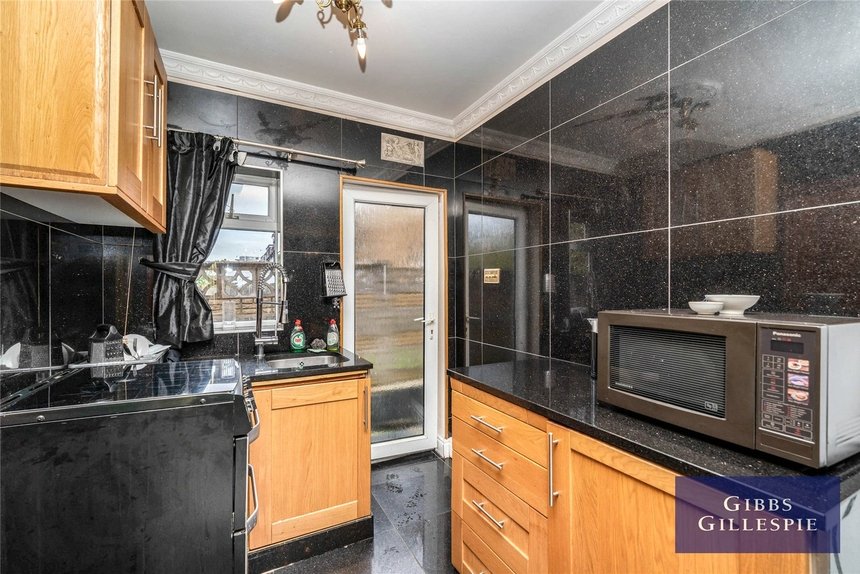 to let brunswick road london 71240 - Gibbs Gillespie