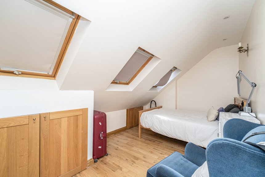 to let brunswick road london 71240 - Gibbs Gillespie