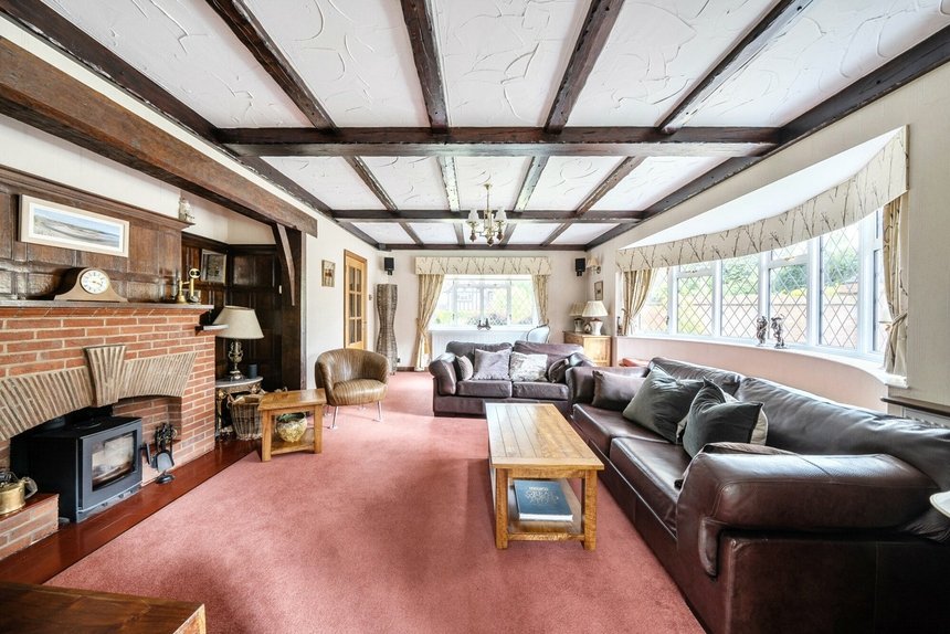 to let copthorne road london 71329 - Gibbs Gillespie