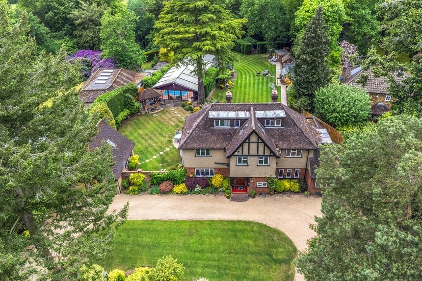 to let copthorne road london 71329 - Gibbs Gillespie