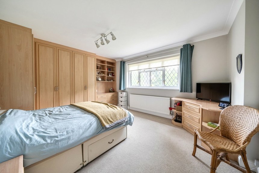 to let copthorne road london 71329 - Gibbs Gillespie