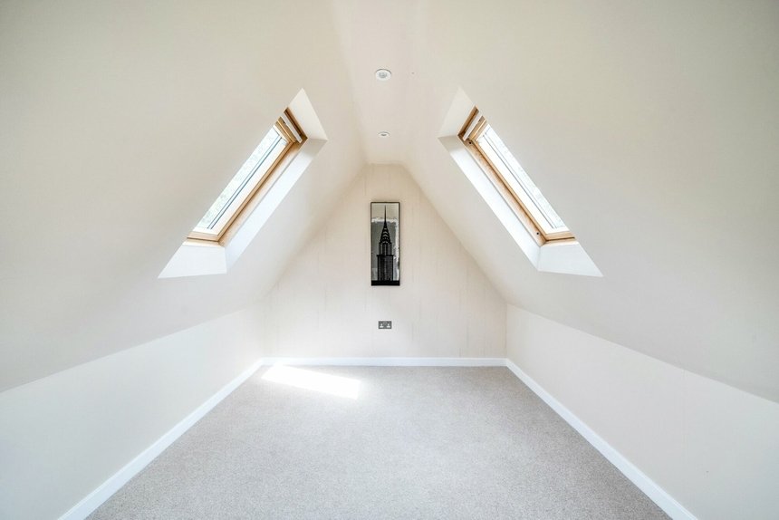 to let copthorne road london 71329 - Gibbs Gillespie