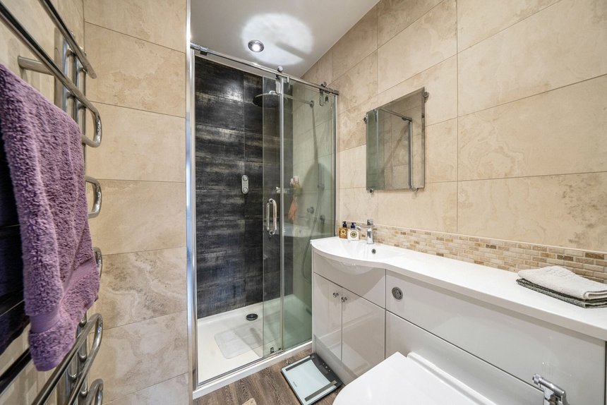 to let copthorne road london 71329 - Gibbs Gillespie