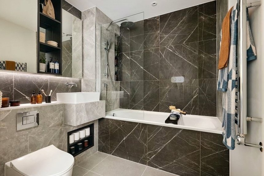 for sale the exchange london 71494 - Gibbs Gillespie