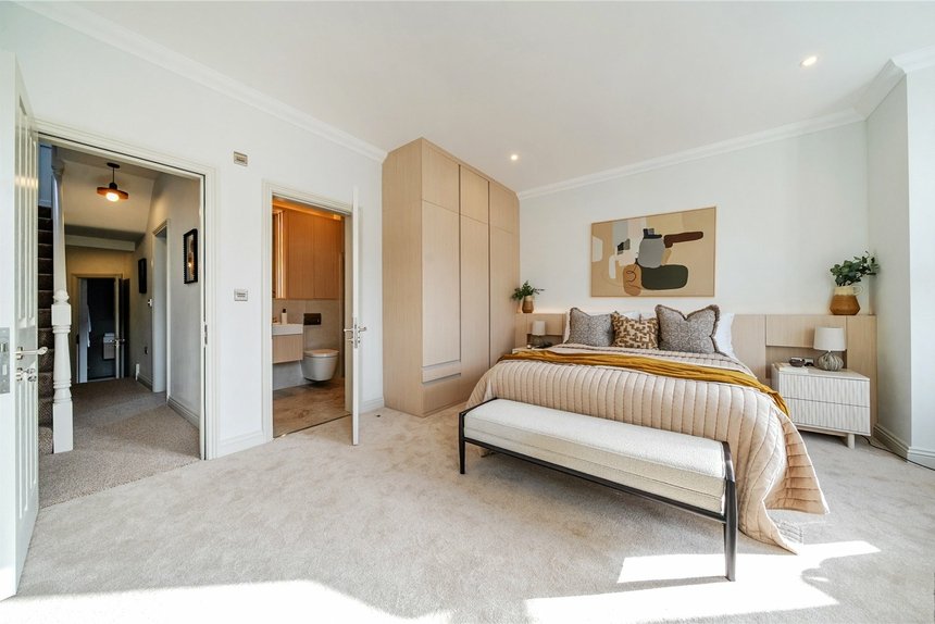 under offer broughton road london 71922 - Gibbs Gillespie