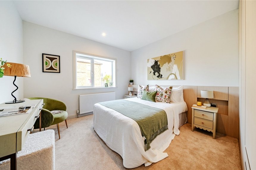 under offer broughton road london 71922 - Gibbs Gillespie