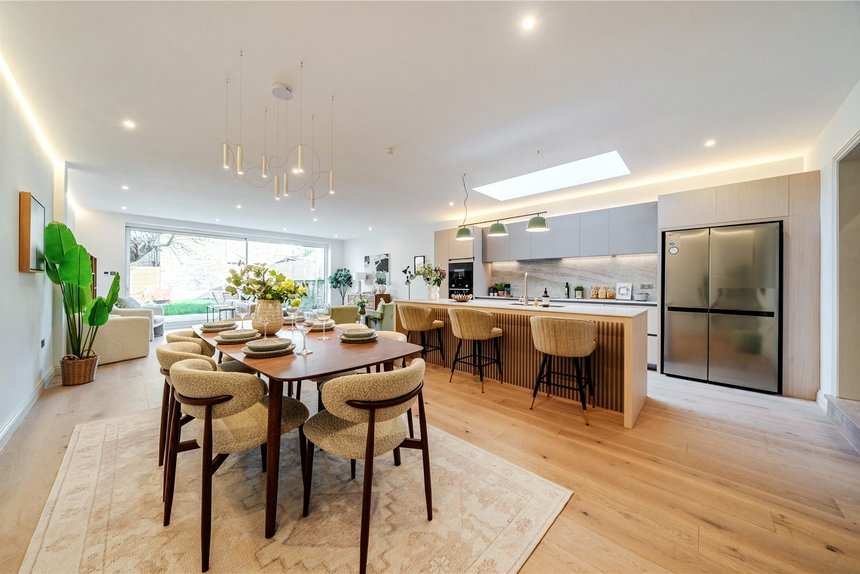 under offer broughton road london 71922 - Gibbs Gillespie