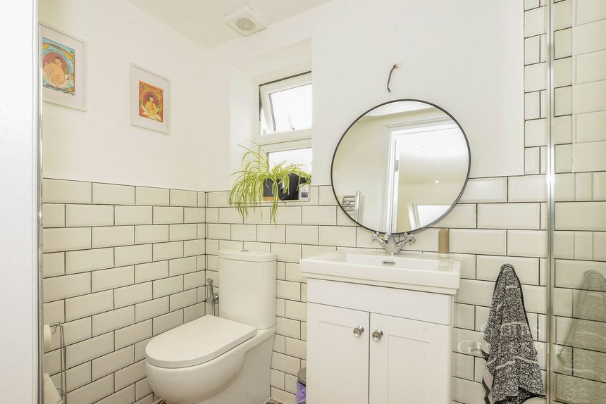 let agreed merivale road london 72010 - Gibbs Gillespie