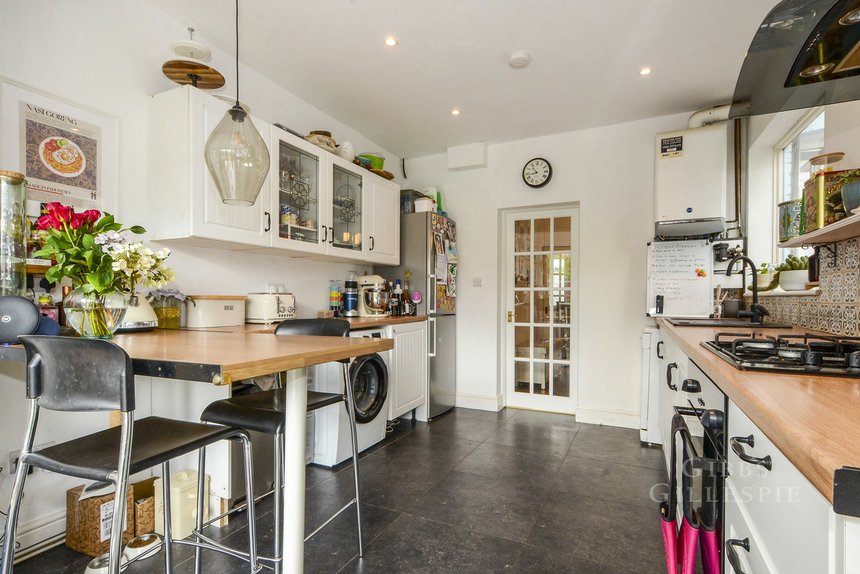 let agreed merivale road london 72010 - Gibbs Gillespie
