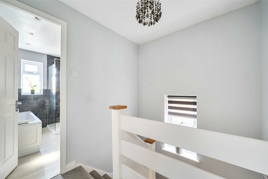 for sale the avenue london 72014 - Gibbs Gillespie