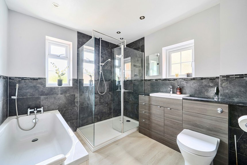 for sale the avenue london 72014 - Gibbs Gillespie
