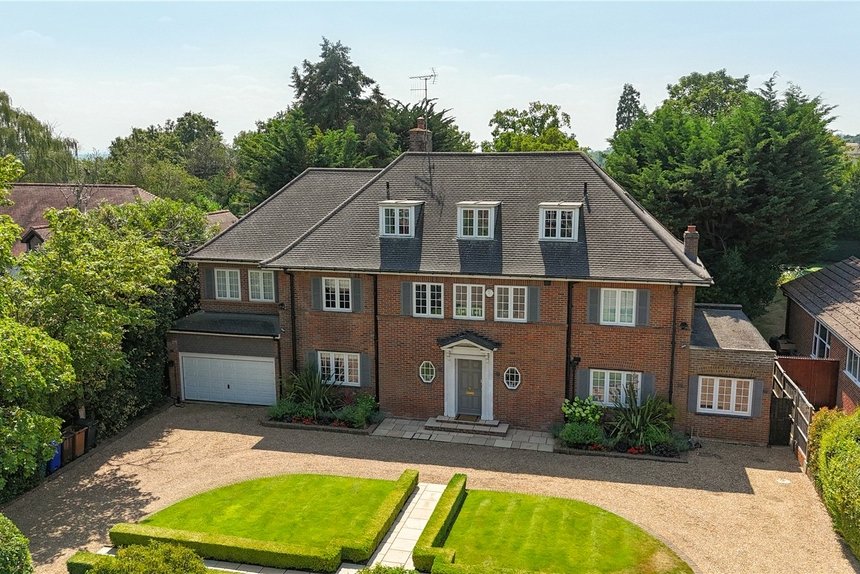 for sale priory drive london 72145 - Gibbs Gillespie