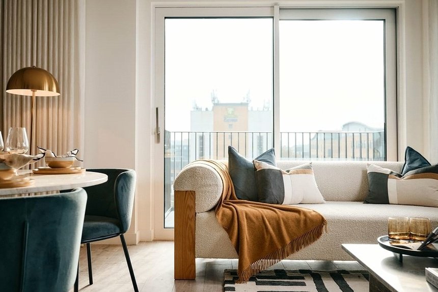 for sale the exchange london 72200 - Gibbs Gillespie
