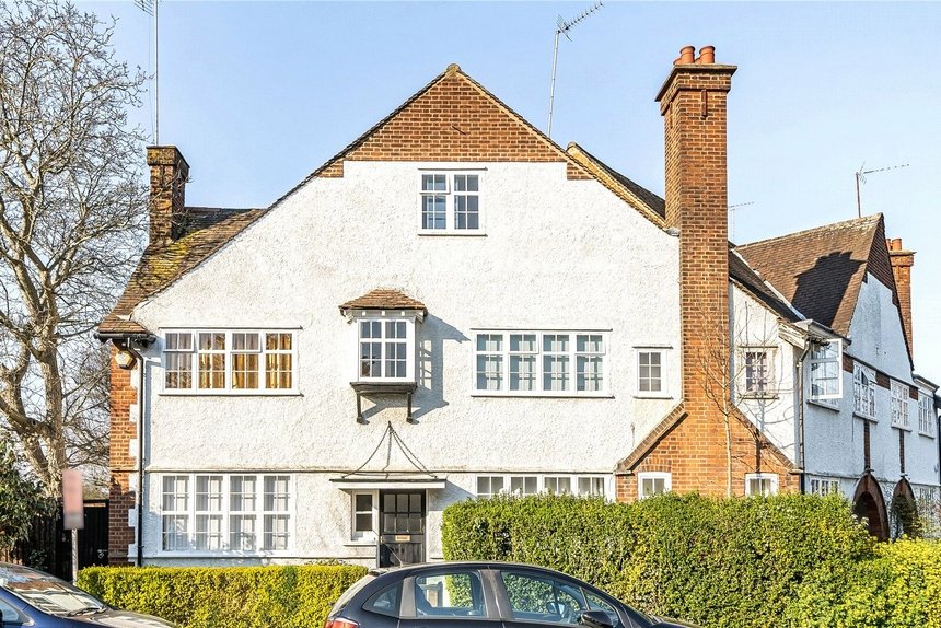 to let pitshanger lane london 72311 - Gibbs Gillespie
