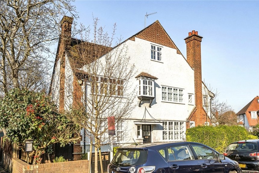 to let pitshanger lane london 72311 - Gibbs Gillespie