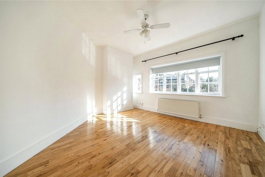 to let pitshanger lane london 72311 - Gibbs Gillespie