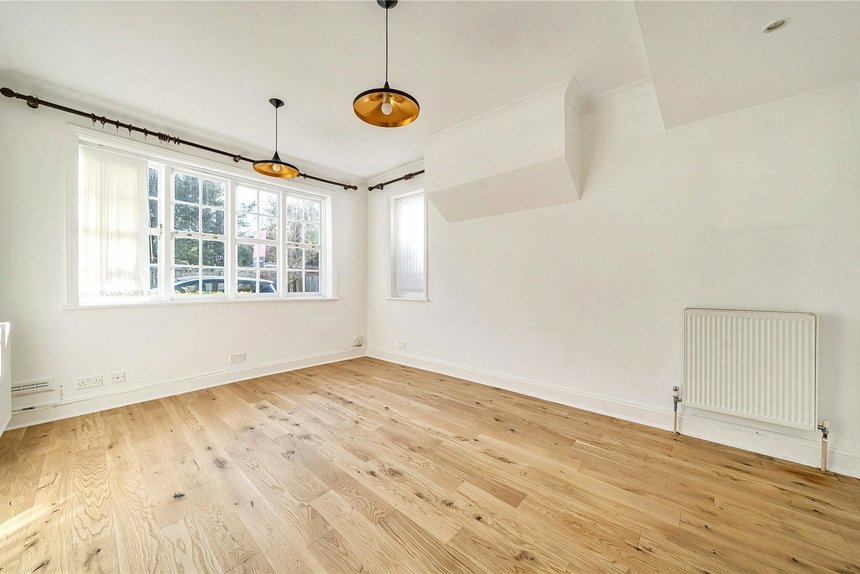 to let pitshanger lane london 72311 - Gibbs Gillespie
