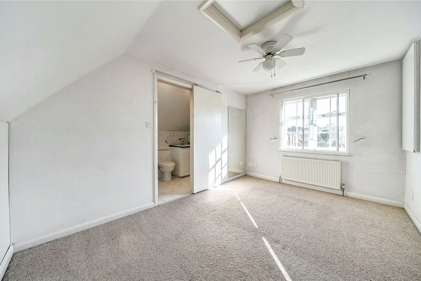 to let pitshanger lane london 72311 - Gibbs Gillespie