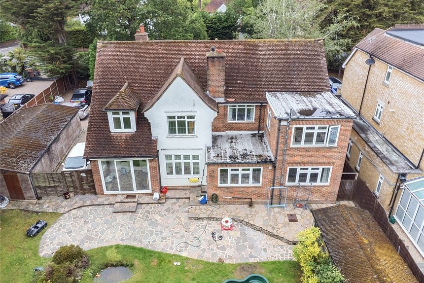 for sale ducks hill road london 72337 - Gibbs Gillespie