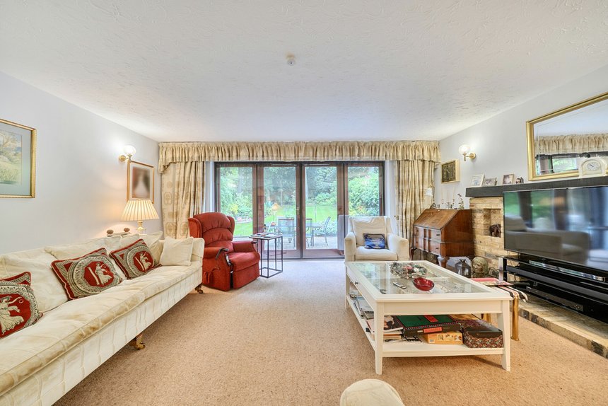 for sale valley road london 72343 - Gibbs Gillespie